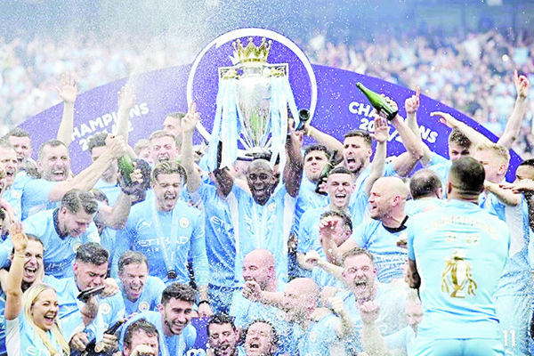Tiene ManCity reacción de bicampeonato