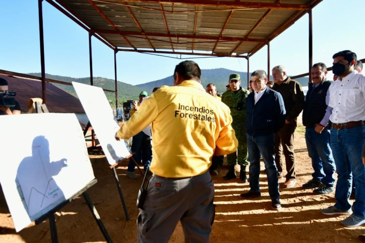 NO SE ESCATIMA EN RECURSOS PARA  COMBATIR INCENDIOS FORESTALES EN COAHUILA: MARS