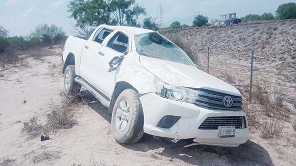 Voltea troca en la Monterrey a Monclova