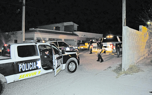 Asaltan tienda a punta de cuchillo