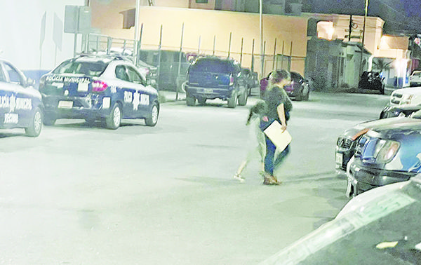 Vagaba niña en la madrugada