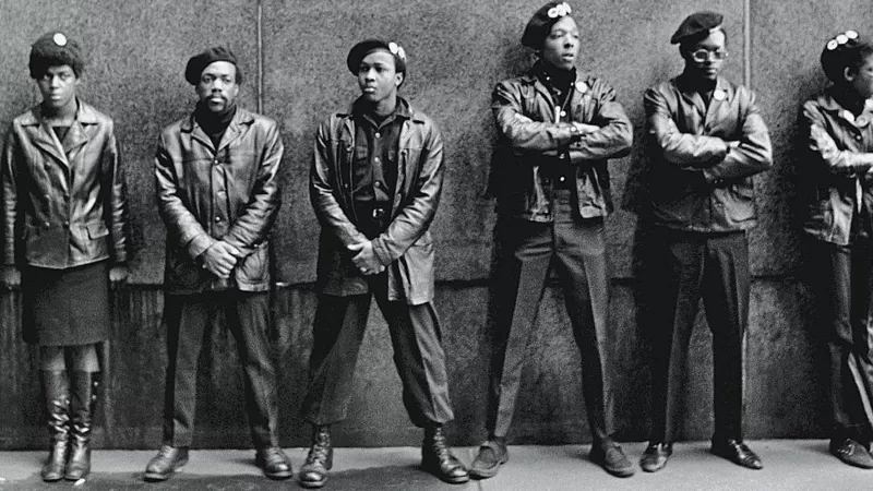 Quiénes eran las Panteras Negras, el grupo radical de finales de los 60 en EE.UU. y que todavía tiene integrantes en las cárceles