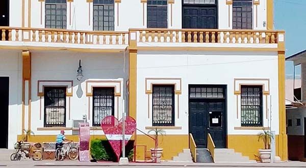 Negocia sindicato de burócratas incremento