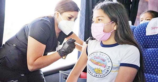 Programa Servicios Educativos segunda aplicación de vacuna