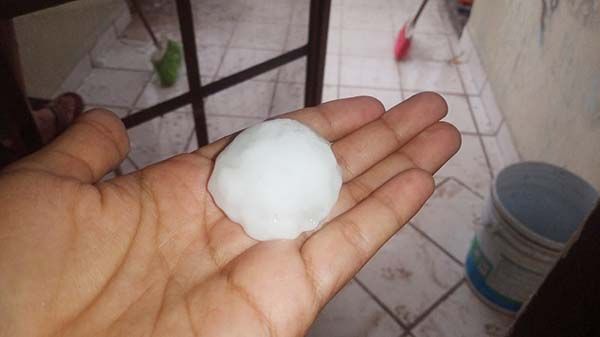 ¡Lluvia y granizo!