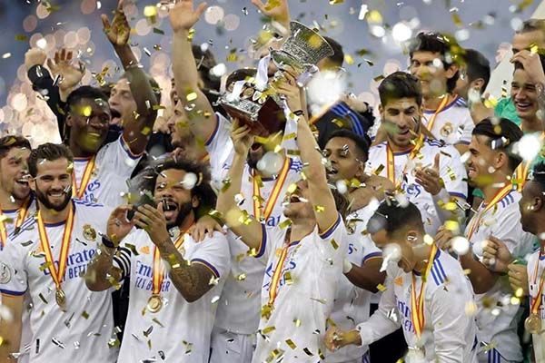 Investigan contratos de la Supercopa Española