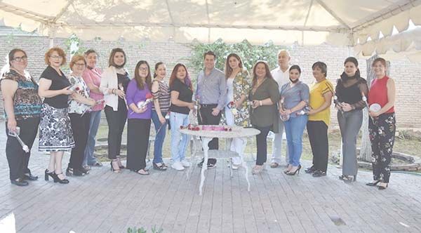 ENTREGA SEVOT REGALOS  A MADRES DE COAHUILA