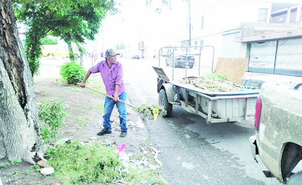 Atienden reportes de daños por lluvia en SJS