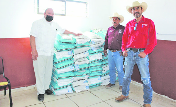 Recibe Ayuntamiento más sorgo, lo ofrece con subsidio