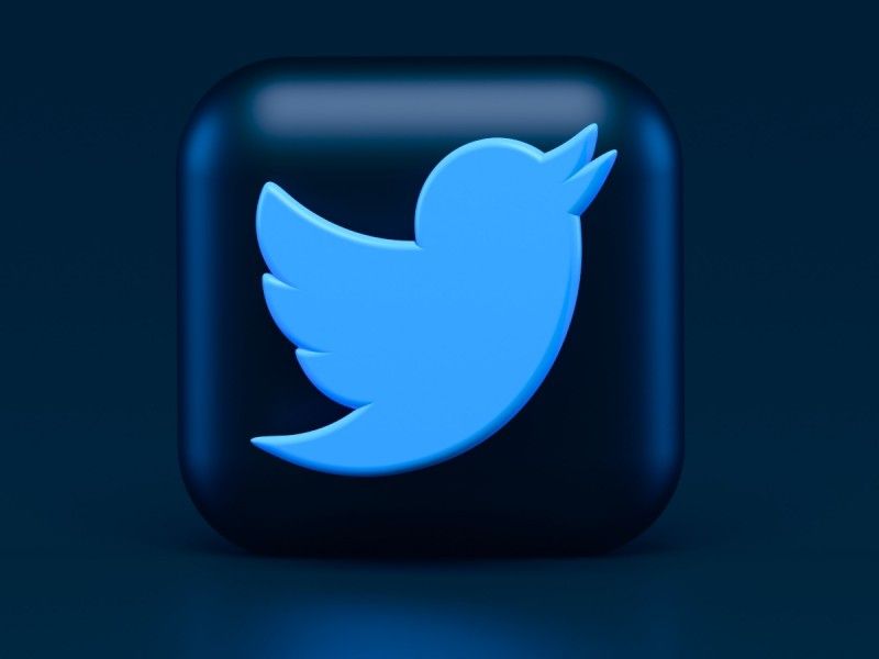 Cuentas falsas en Twitter representan menos del 5 por ciento en la red social