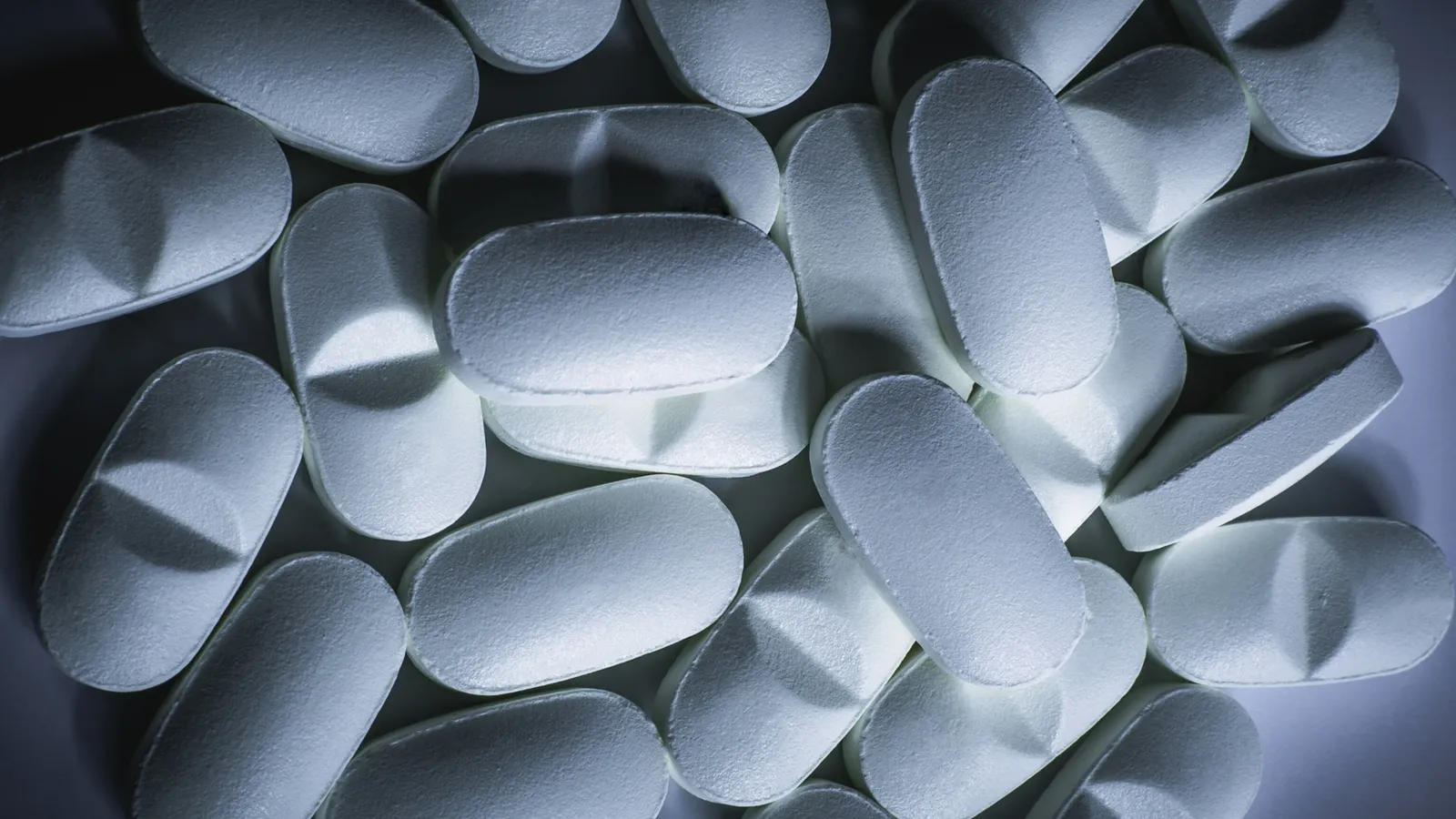 ¿Cómo se nombran los medicamentos? Esta es la explicación