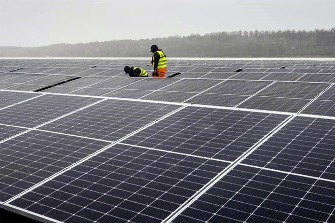 Niega CRE 10 permisos de generación eléctrica a IP