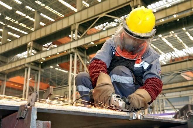 Constructoras sufren su mayor caída en 17 meses