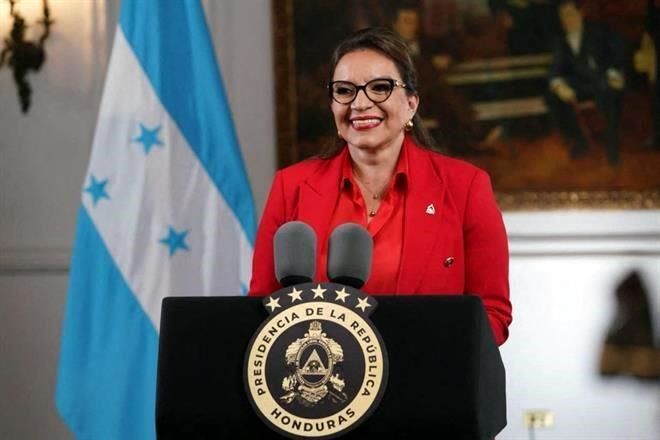 Piden hondureños en EU a Castro asistir a Cumbre