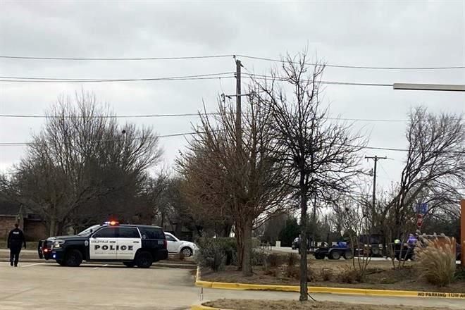 Deja 5 heridos tiroteo en fiesta de graduación en Texas