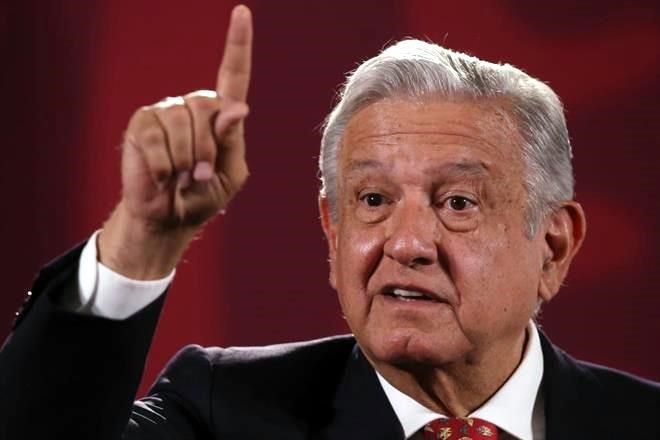 Agárrense, vamos a hacer mucho más.- AMLO