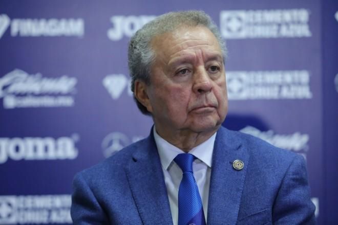 Detienen a Víctor Garcés, ex director jurídico de Cruz Azul