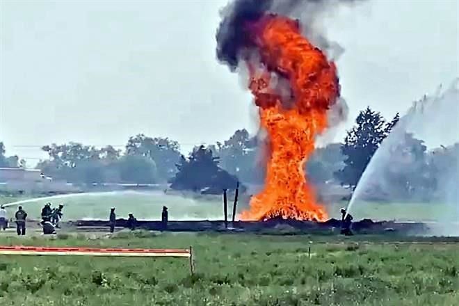 Pican gasoductos de un lado a otro