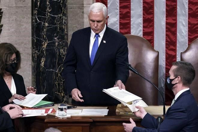 Exhiben presión de Trump a Pence para revertir derrota