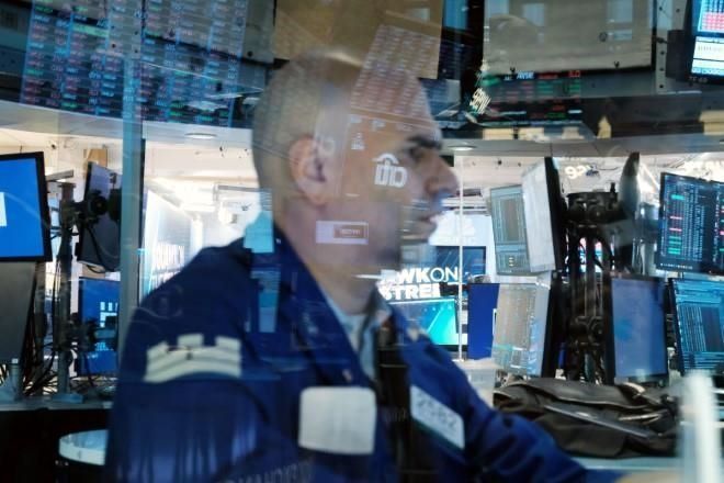 Se hunden bolsas por expectativa de recesión