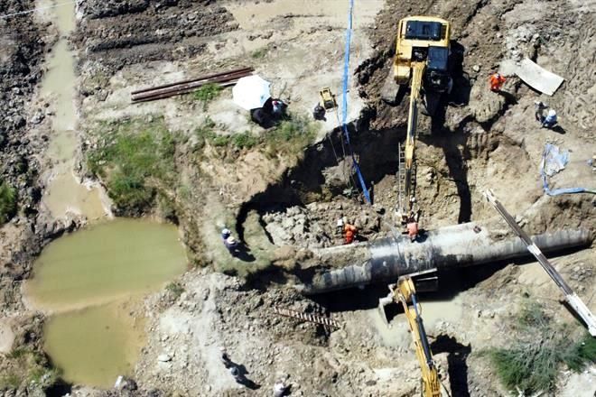 Afecta megafuga en ducto de agua a varios municipios en NL