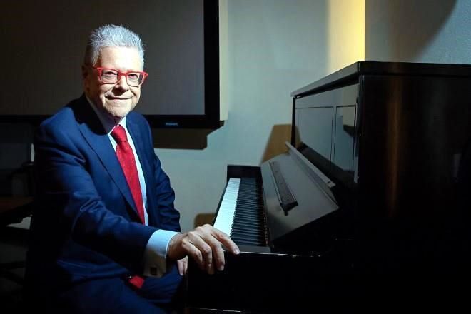 Sergio Sarmiento festeja 25 años de su programa periodístico