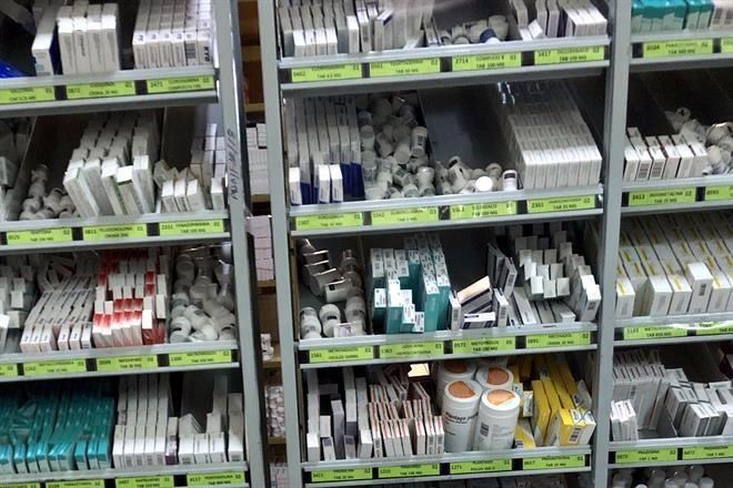 Enfrentan hospitales de CDMX desabasto en medicinas
