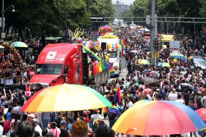 Celebra el #Pride en la CDMX con un mega show en el Zócalo