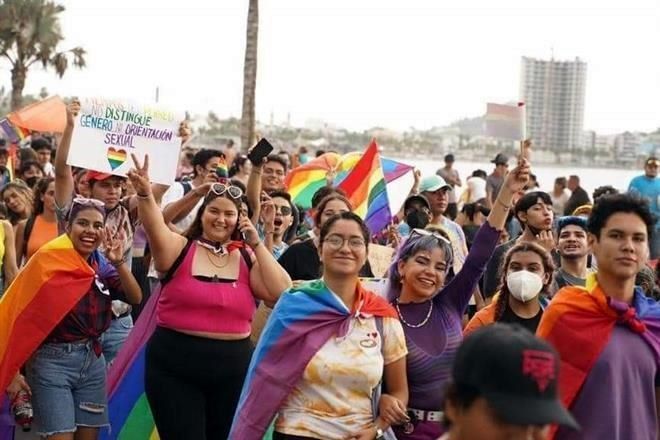 Asciende a 5 millones población LGBTIQ+