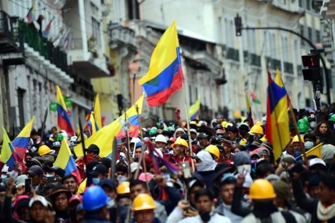 Aceptan indígenas de Ecuador dialogar tras paro de 2 semanas