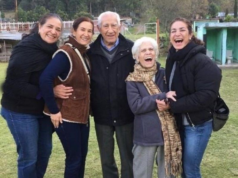 Cuanto más tiempo convivas con tus papás, más años vivirán