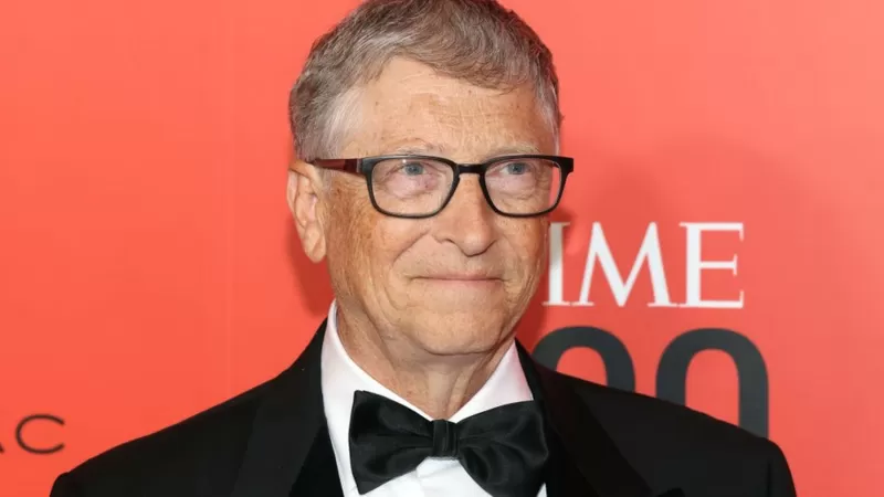 «La teoría del más tonto»: las duras críticas de Bill Gates a las criptomonedas y los NFT