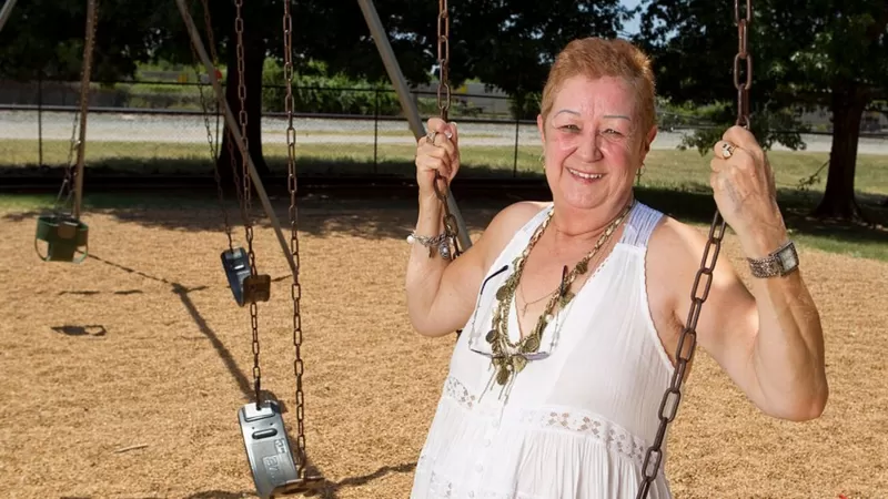 Roe vs Wade: Norma McCorvey, la controvertida mujer que originó la histórica decisión que legalizó el aborto en EE.UU. (y que luego se convirtió en activista provida)