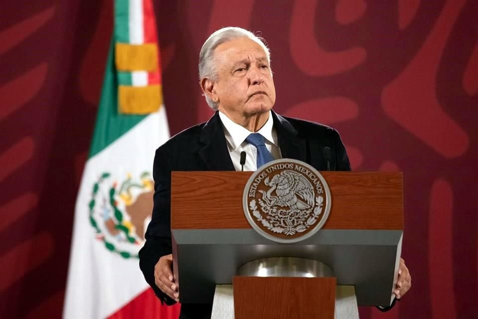 ¿Narcopacto? Es la edad, dice AMLO a Muñoz Ledo
