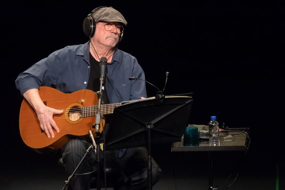 Dedica Silvio Rodríguez tema a AMLO
