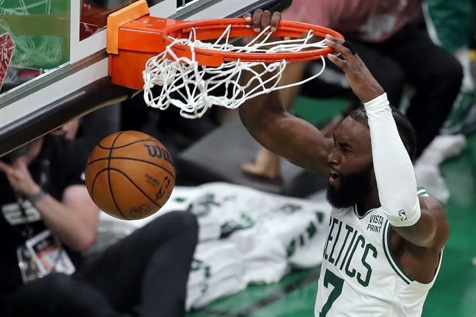 Toman Celtics ventaja en las Finales de la NBA