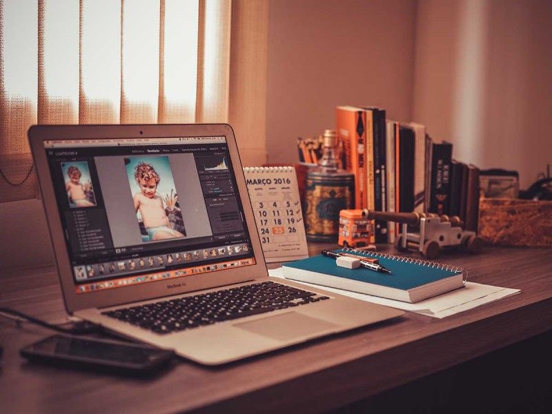 Adobe alista versión gratuita de Photoshop, según The Verge