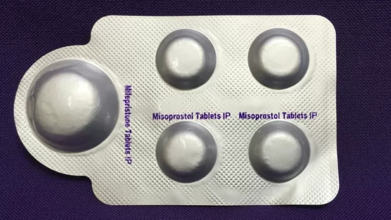 Misoprostol: cómo una píldora contra las úlceras gástricas se convirtió en el medicamento más usado para abortar (y qué tuvo que ver América latina en ello)