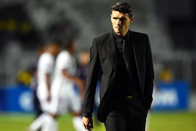Apremia el tiempo a Ortiz y a su América