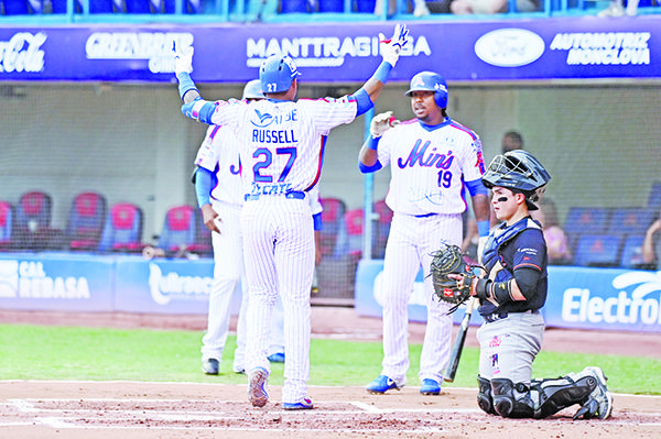 Dan paliza a Tigres