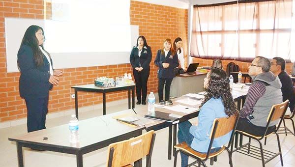 Se preparan Cecytes para concurso de creatividad
