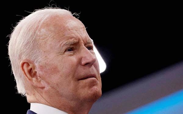 Biden pide al Congreso aprobar prohibición de armas de asalto