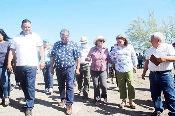 Justas las demandas de gente en Cloete: Diana