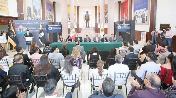 Se gradúa generación en Diversidad Sexual