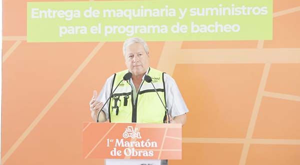 Fortalece Fraustro el programa de bacheo