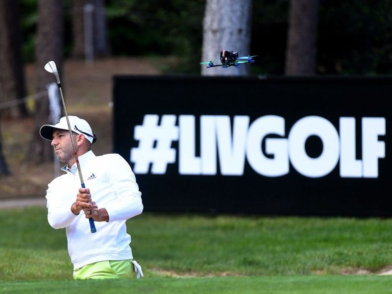 Los golfistas que dejaron el PGA Tour por nuevo torneo árabe
