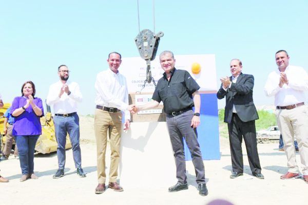 Coloca MARS la primera piedra de Walmart Acuña