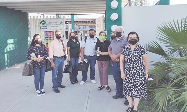 Paran labores maestros en CONALEP Frontera