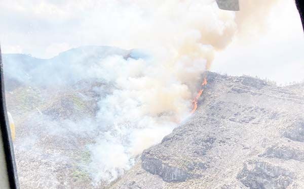 Avanza rápido incendio en SB