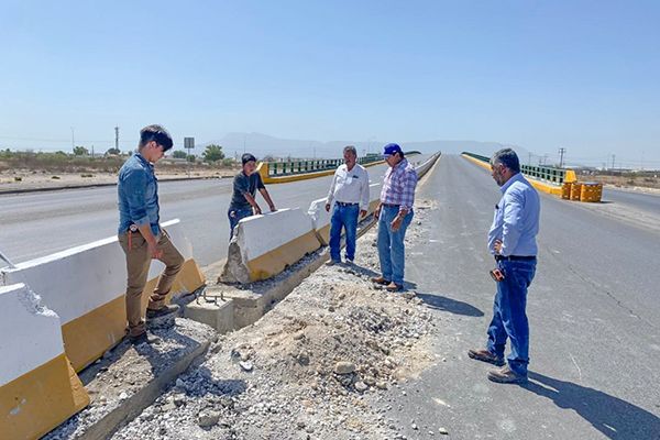 Supervisa Alcalde obra de iluminación en CSG